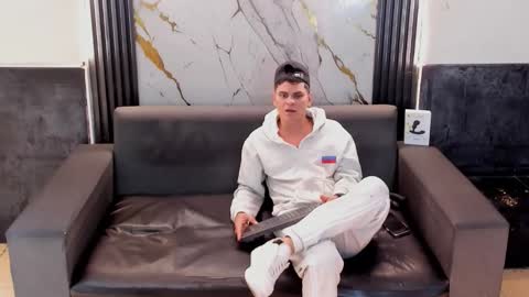 Snapshot of aroon_sexx21 chatting on 05.15.26 Aroon online show from 05.15.26