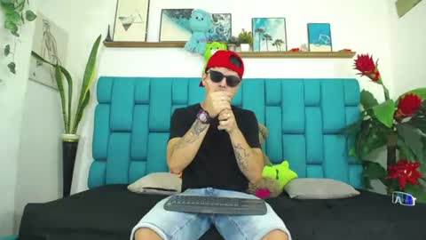Snapshot of aroon_sexx21 chatting on 06.13.26 Aroon online show from 06.13.26