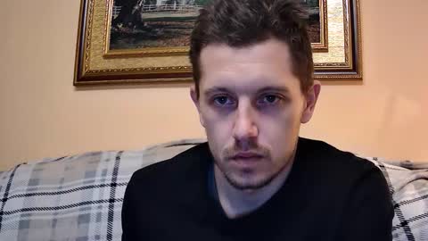 Snapshot of arromwilliam90 chatting on 12.23.25 arromwilliam90 online show from 12.23.25