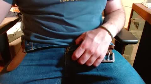 Snapshot of arrrr3 chatting on 09.21.25 arrrr3 online show from 09.21.25