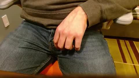 Snapshot of arrrr3 chatting on 11.27.25 arrrr3 online show from 11.27.25