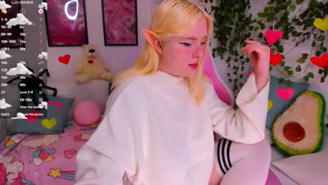 Snapshot of art_lovee_ chatting on 02.27.26 art_lovee_ online show from 02.27.26