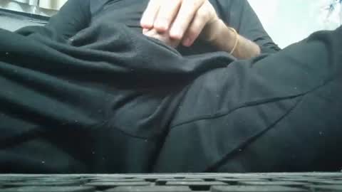 Snapshot of art_max99xxx chatting on 01.25.25 art_max99xxx online show from 01.25.25