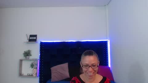 Snapshot of artemiza_love_ chatting on 02.03.25 artemiza online show from 02.03.25