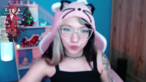 Lenna online show from 12.04.24