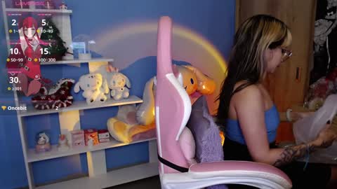 Lenna online show from 12.18.24