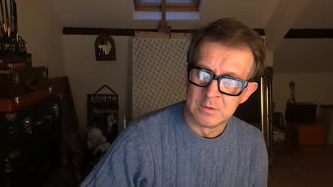 Snapshot of artisterotic chatting on 02.04.26 artisterotic online show from 02.04.26