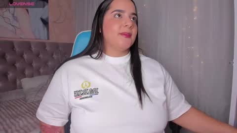 Snapshot of artmisa0519 chatting on 10.14.25 artmisa0519 online show from 10.14.25