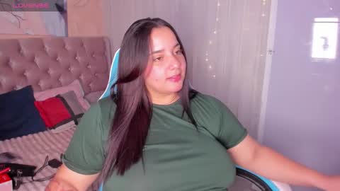 Snapshot of artmisa0519 chatting on 10.23.25 artmisa0519 online show from 10.23.25