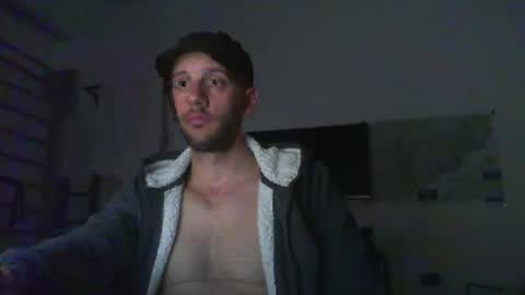 Snapshot of artur833 chatting on 10.31.25 artur833 online show from 10.31.25