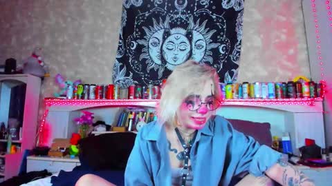 Aru online show from 09.21.25