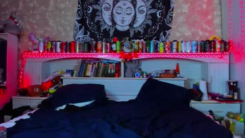 Aru online show from 10.04.25