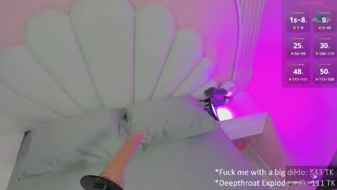 Snapshot of ary__cherry chatting on 02.07.26 Ary online show from 02.07.26