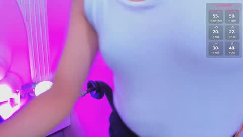 Snapshot of ary__cherry chatting on 03.08.26 Ary online show from 03.08.26