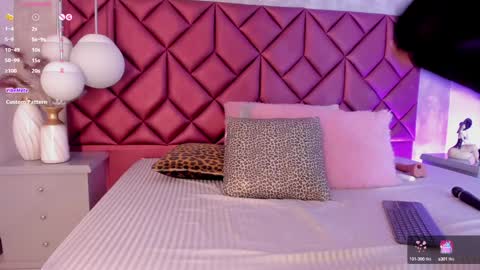 Snapshot of arya_02 chatting on 02.05.25 Arya online show from 02.05.25