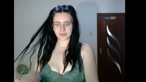 Snapshot of aryaglow chatting on 02.08.26 Arya online show from 02.08.26