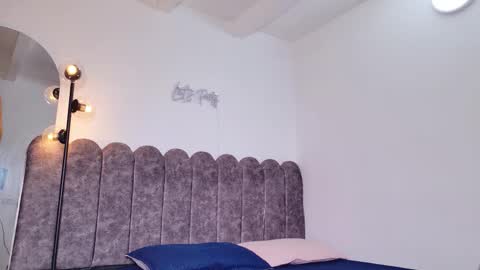 Snapshot of aryascollins chatting on 01.15.26 aryascollins online show from 01.15.26