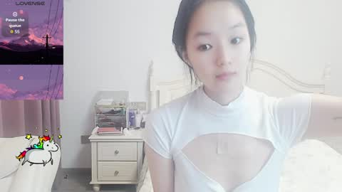 Lily online show from 03.28.26