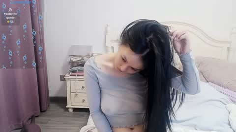 Snapshot of arylia_3 chatting on 07.24.26 Lily online show from 07.24.26