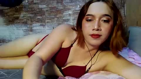 Dont ask for  any other payment method for show. I just accept tokens. online show from 11.11.25