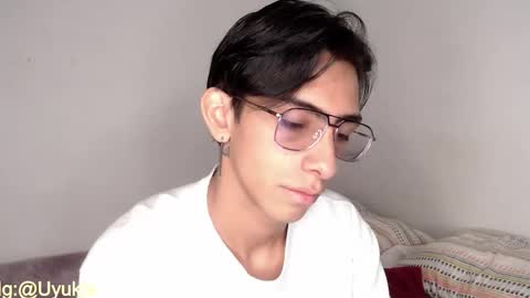 Snapshot of ash_v1 chatting on 11.27.25 Ash online show from 11.27.25