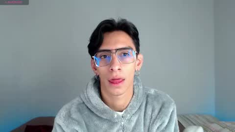 Snapshot of ash_v1 chatting on 01.08.26 Ash online show from 01.08.26