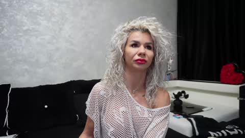 Snapshot of ashadevon_fit chatting on 01.03.25 Asha online show from 01.03.25