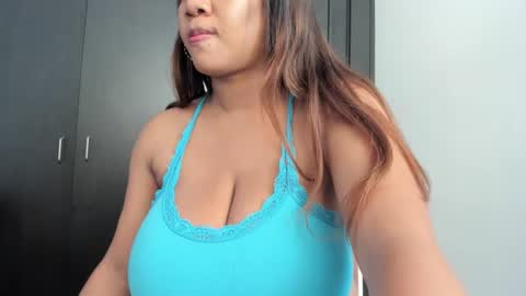 Snapshot of ashanty_1012 chatting on 03.05.25 ashanty_1012 online show from 03.05.25