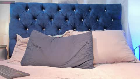 Snapshot of asher_lux chatting on 03.06.26 Asher online show from 03.06.26