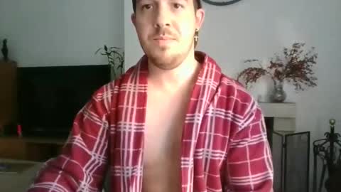 Snapshot of ashiat chatting on 01.17.25 ashiat online show from 01.17.25