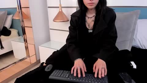 Ashkoreh online show from 11.09.25