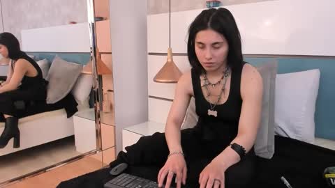 Ashkoreh online show from 11.27.25