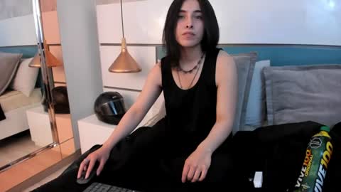 Ashkoreh online show from 06.17.26