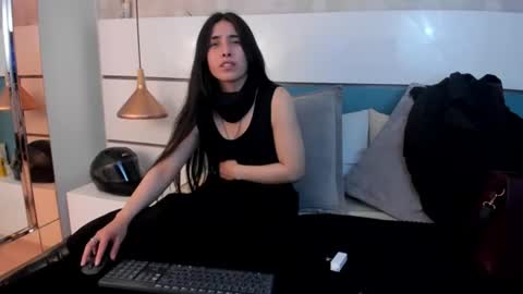 Ashkoreh online show from 07.04.26