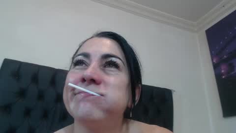 Snapshot of ashleey_thompson chatting on 06.07.26 ashleey_thompson online show from 06.07.26