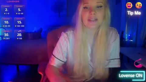 Snapshot of ashley_57 chatting on 01.10.26 Ashley online show from 01.10.26