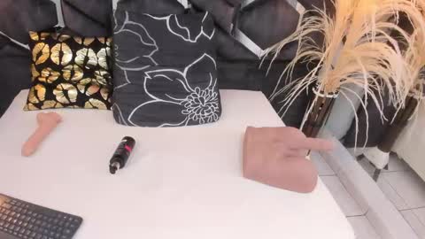 ashley_7777 online show from 02.14.25