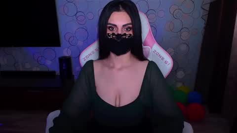 Snapshot of ashley__cooper__ chatting on 04.06.26 Yasmina online show from 04.06.26