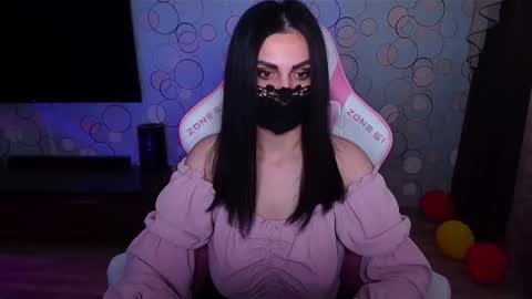 Snapshot of ashley__cooper__ chatting on 04.13.26 Yasmina online show from 04.13.26