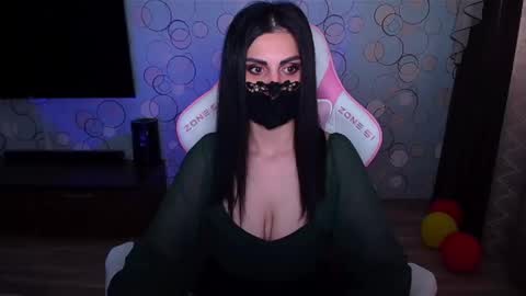 Snapshot of ashley__cooper__ chatting on 04.14.26 Yasmina online show from 04.14.26
