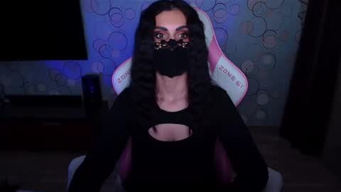 Snapshot of ashley__cooper__ chatting on 05.21.26 Yasmina online show from 05.21.26