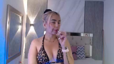 ashley__tylor online show from 06.18.26