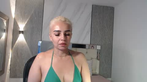 ashley__tylor online show from 08.03.26