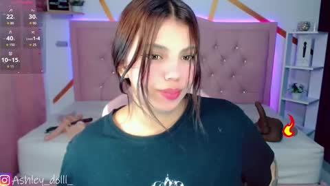Snapshot of ashley_dolll chatting on 10.03.25 Ashley online show from 10.03.25