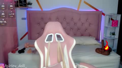 Snapshot of ashley_dolll chatting on 10.18.25 Ashley online show from 10.18.25