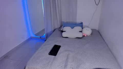 Snapshot of ashley_hillss_ chatting on 01.15.26 Ashley online show from 01.15.26