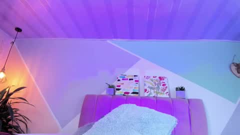 ASHLEY online show from 12.03.24