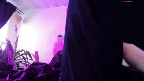 ASHLEY online show from 01.22.25