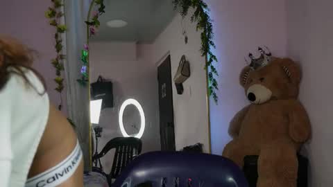 ashley_winhouse online show from 04.26.26