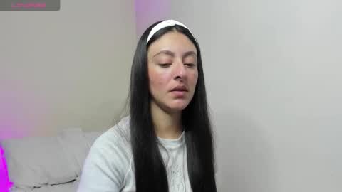 Snapshot of ashleybazan1 chatting on 11.05.25 Ashley online show from 11.05.25